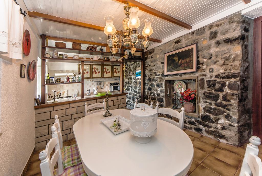Villa Blanka Zrnovnica Room photo